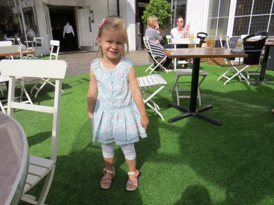 Olivia at Bluebird Cafe