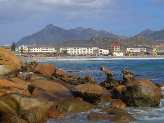 View toward the beach from Skellies