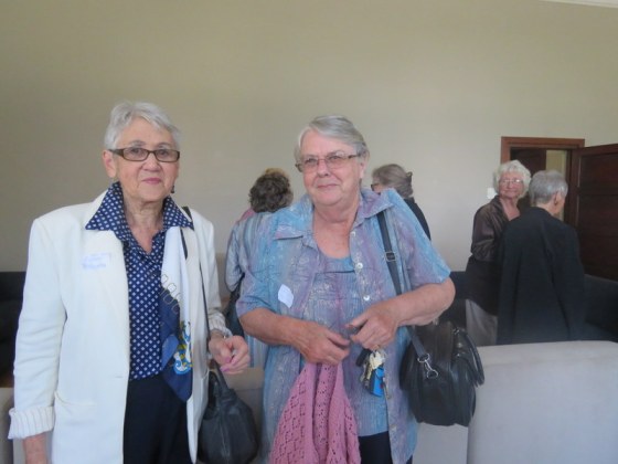 On the left - a lecturer from 1952 and a student from the sixties